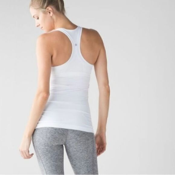 #153 LULULEMON cool reversible razorback tank - Picture 1 of 4